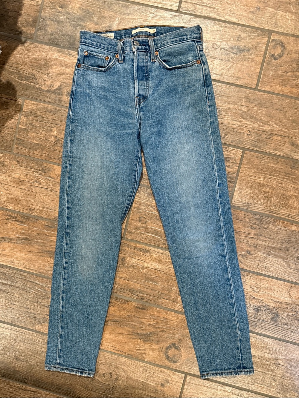 Levi's Women's Wedgie Straight Leg Jeans - Light Blue Denim